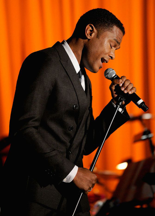 BEVERLY HILLS, CA - JANUARY 30: Singer Maxwell performs onstage during the 52nd Annual GRAMMY Awards - Salute To Icons Honoring Doug Morris held at The Beverly Hilton Hotel on January 30, 2010 in Beverly Hills, California.